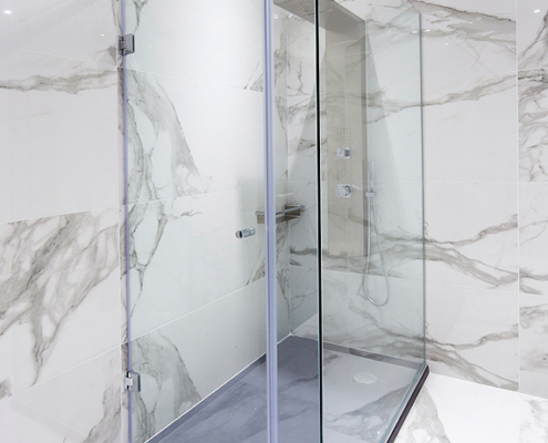 Καμπίνα μπάνιου ανοιγόμενη